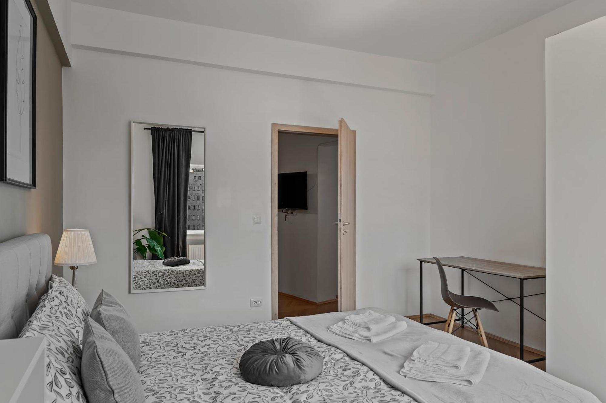 Ultracentral Dreamland Apartment 3 Bdrm Bucarest Extérieur photo